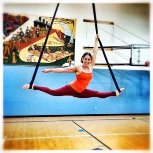 Aerial straps/conditioning workshop with Elizabeth Blanchard
